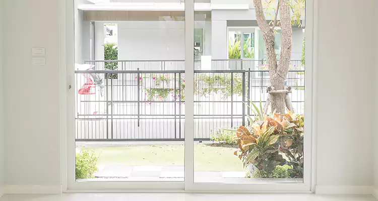 Balcony Screen Door Repair in Lakeside, FL