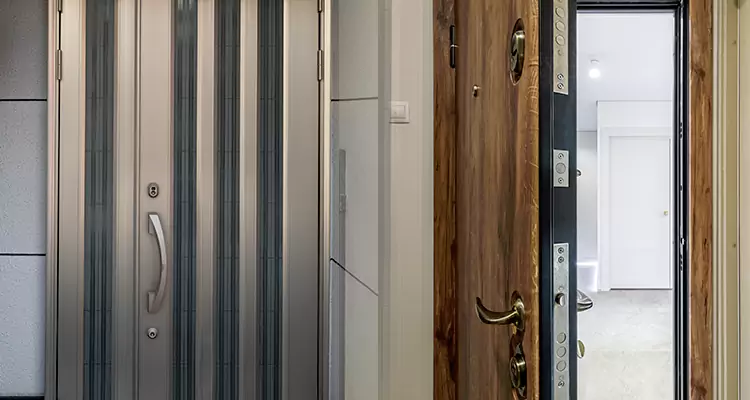 Burglar Proof Front Door Repair in Lakeside, FL