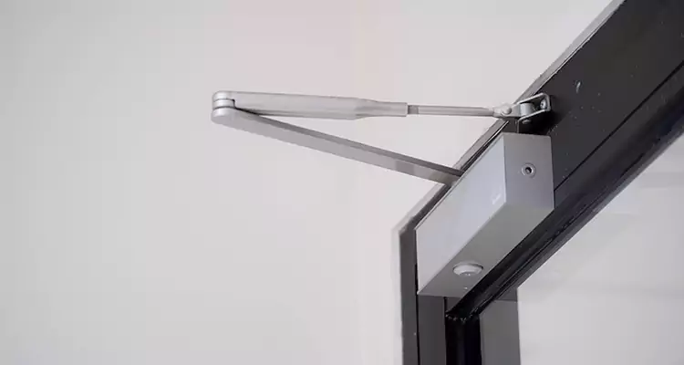 Screen Door Closer Installation in Lakeside, FL