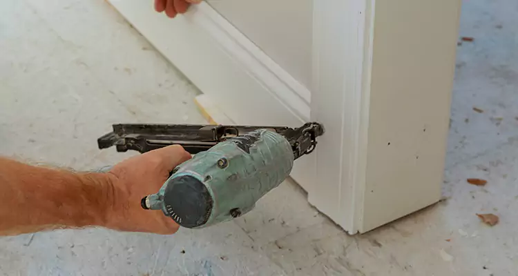 Fix Garage Door Panel in Lakeside, FL