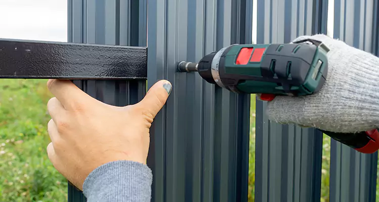 Metal Gate Repair in Lakeside, FL