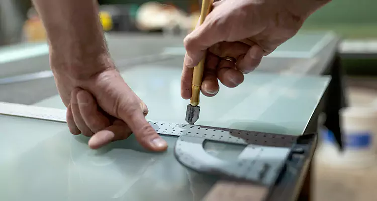 Glass Scratch Repair in Lakeside, FL