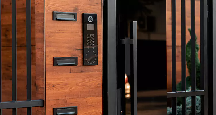 Automatic Door Maintenance in Lakeside, FL