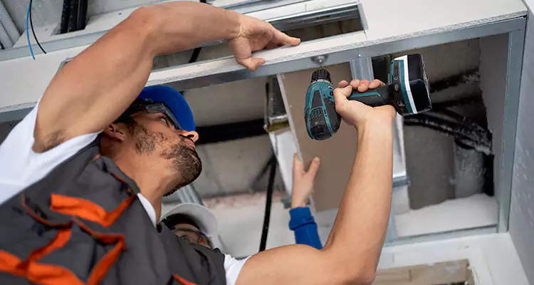 Emergency Overhead Door Repair in Lakeside, FL