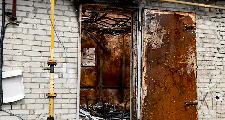 Metal Door Rust Repair in Lakeside, FL