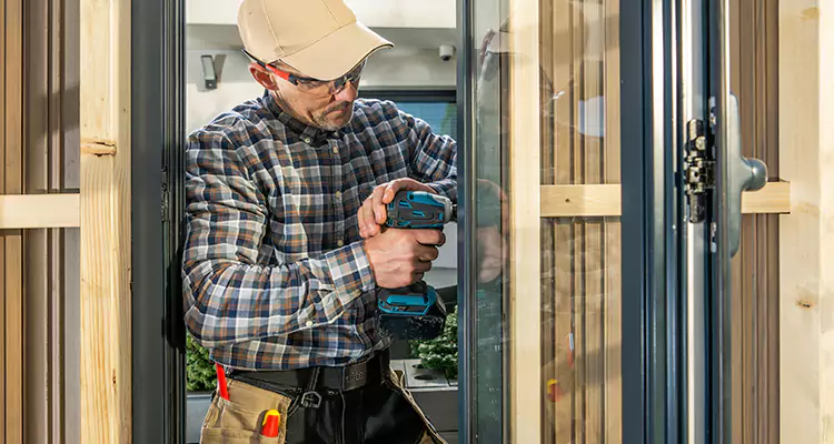 Top-Rated Patio Door Handle and Lock Repair Service for Homeowners in Lakeside, FL