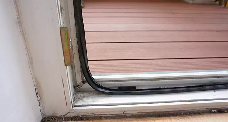 Repair Patio Doors Leaking at Bottom in Lakeside, FL